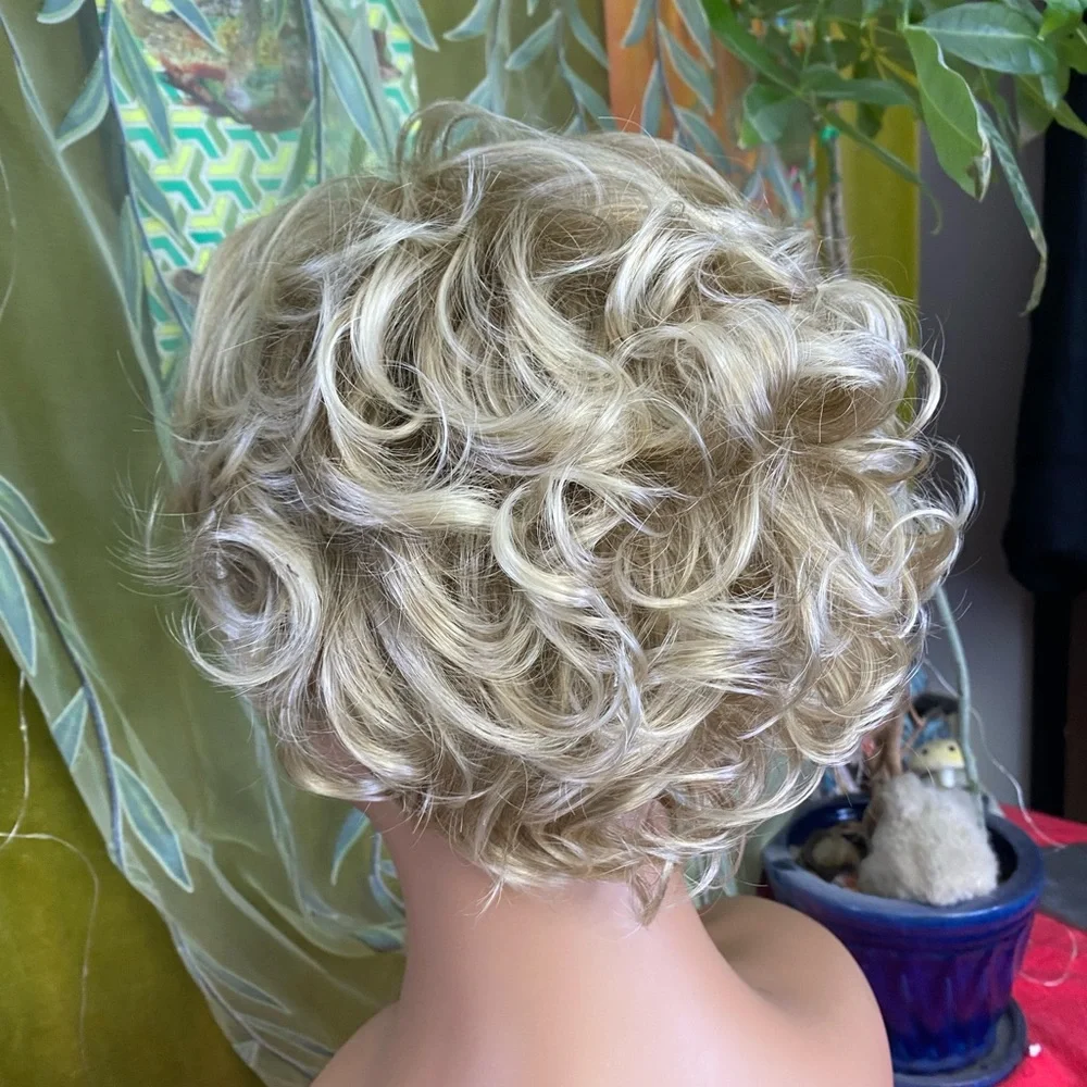 curly pixie ombré mixed blonde wig